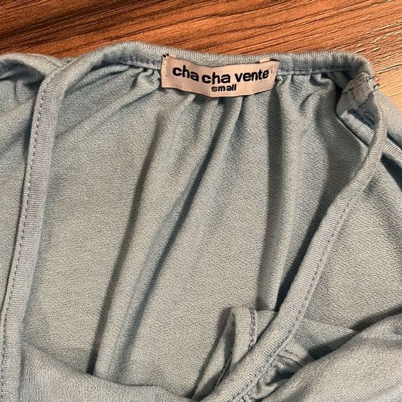 CHA CHA VENTE baby blue halter peplum top EUC - Picture 4 of 6